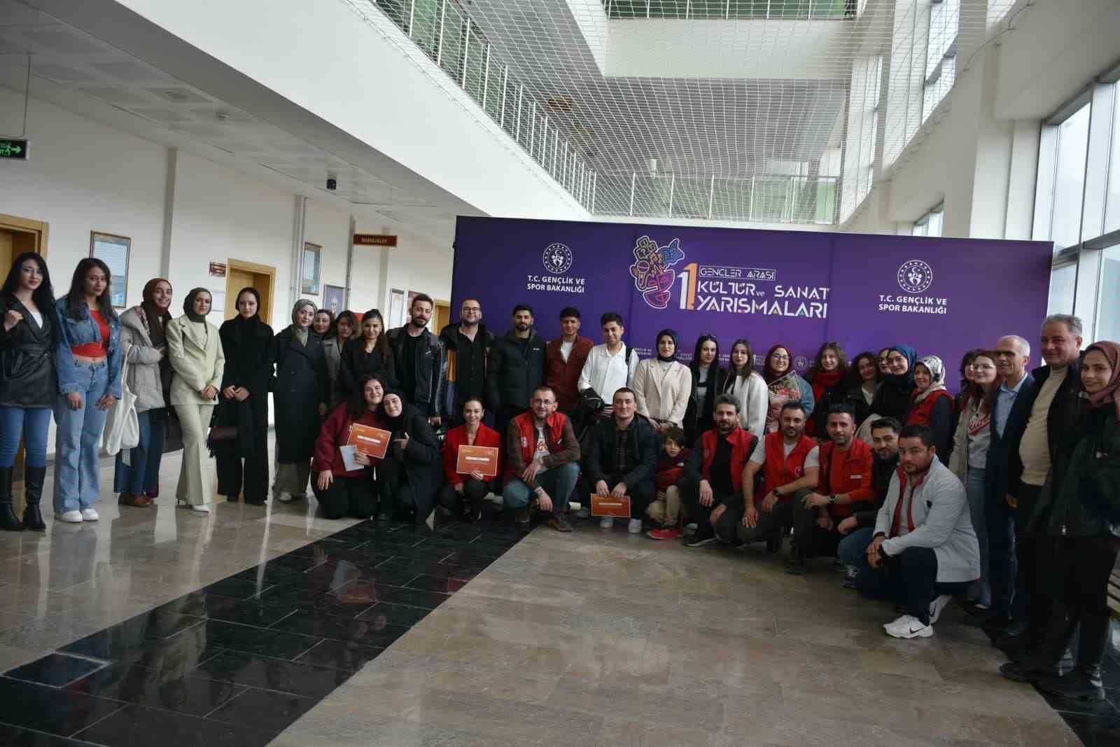 Popüler müziğin şampiyonu Tüter
