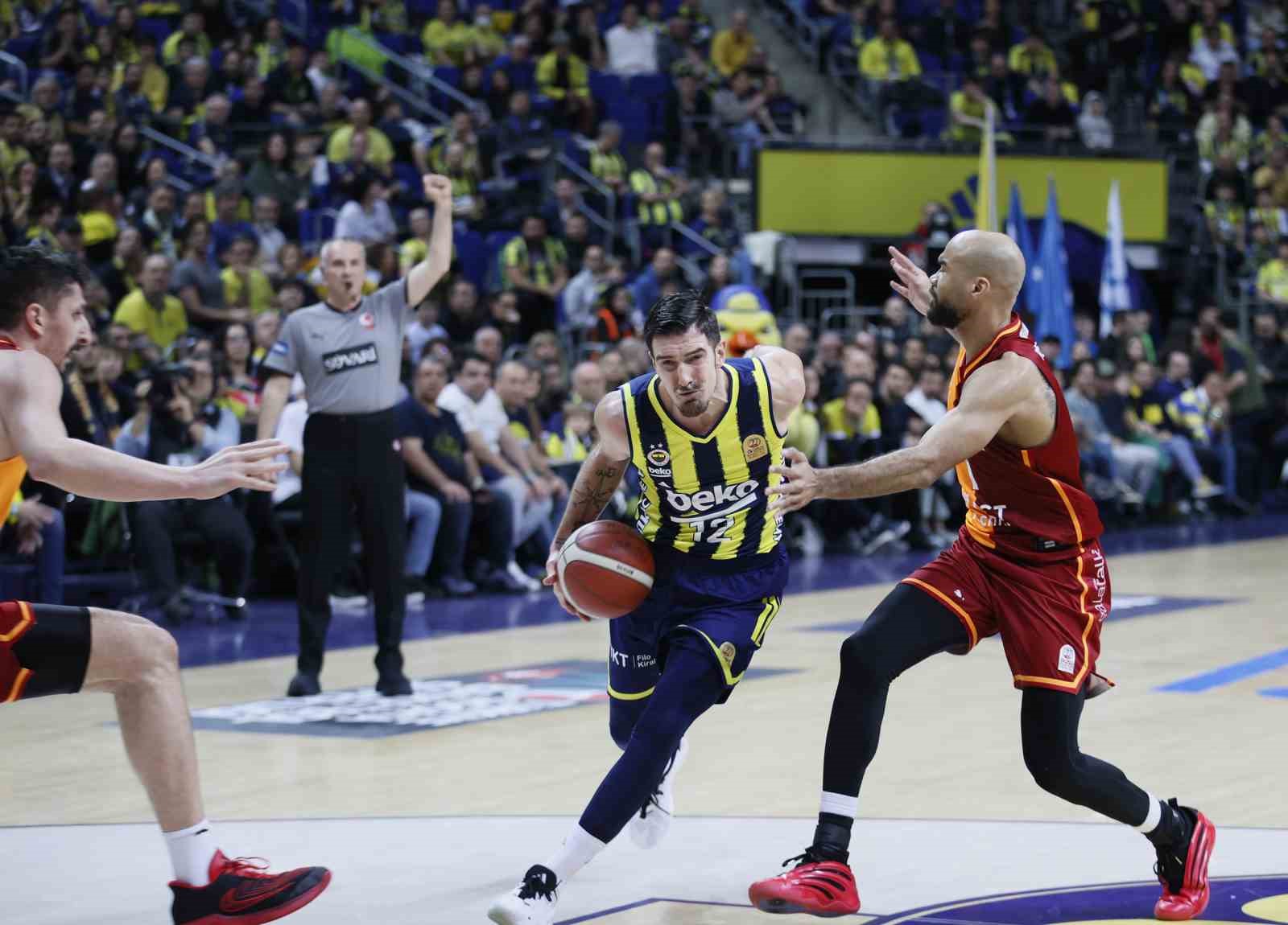 Potadaki derbide kazanan Fenerbahçe
