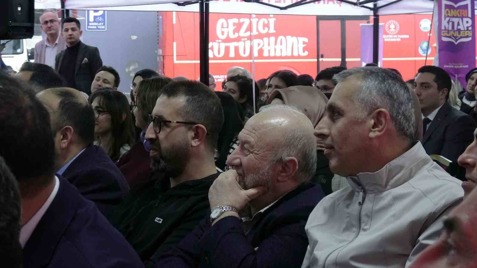 Prof. Dr. Ahmet Şimşirgil: "Hocaya hürmet göstermeyen bir nesil neyi başarabilir"
