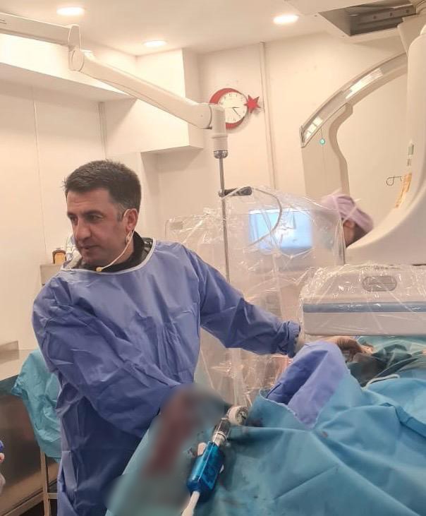 Prof. Dr. Akdağ: ’’Sağlıklı bir vücut için en önemli kriterlerden biri kalp sağlığıdır’’
Prof. Dr. Akdağ: ’’Sağlıklı bir vücut için en önemli kriterlerden biri kalp sağlığıdır’’