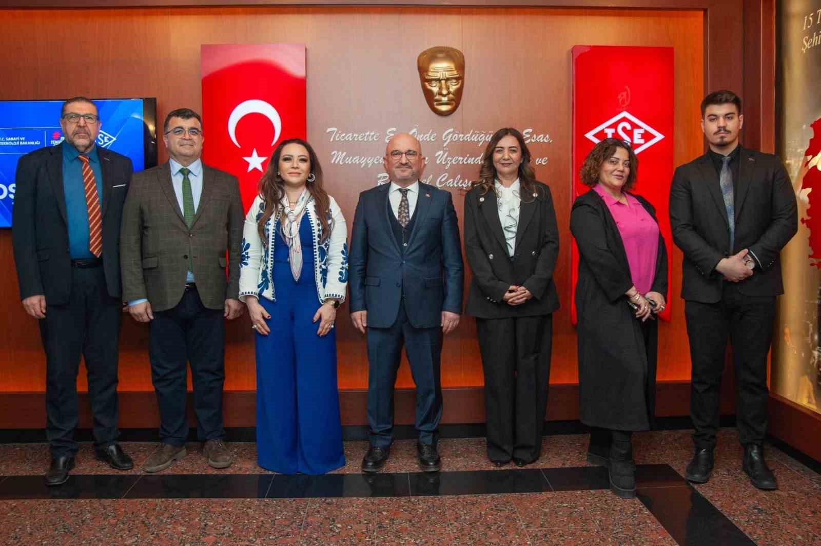 Prof. Dr. Bay başkanlığındaki heyet, TSE Başkanı Şahin ile sağlık turizmi standartlarını değerlendirdi
