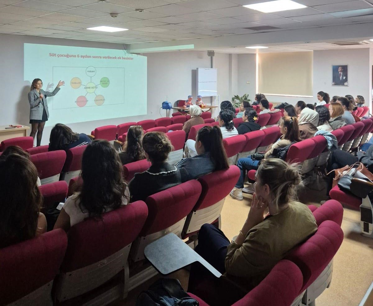 Prof. Dr. Feyza Umay Koç: "Anne sütü bebeğin en güçlü bağışıklık kalkanıdır"
