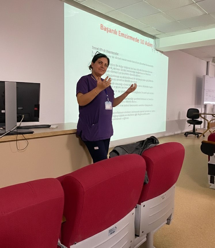 Prof. Dr. Feyza Umay Koç: "Anne sütü bebeğin en güçlü bağışıklık kalkanıdır"
