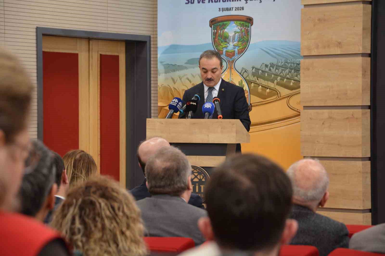 Prof. Dr. Scachner: "Anadolu, her zaman iklimin oynaklığına maruz kalan bir bölge olmuştur"
