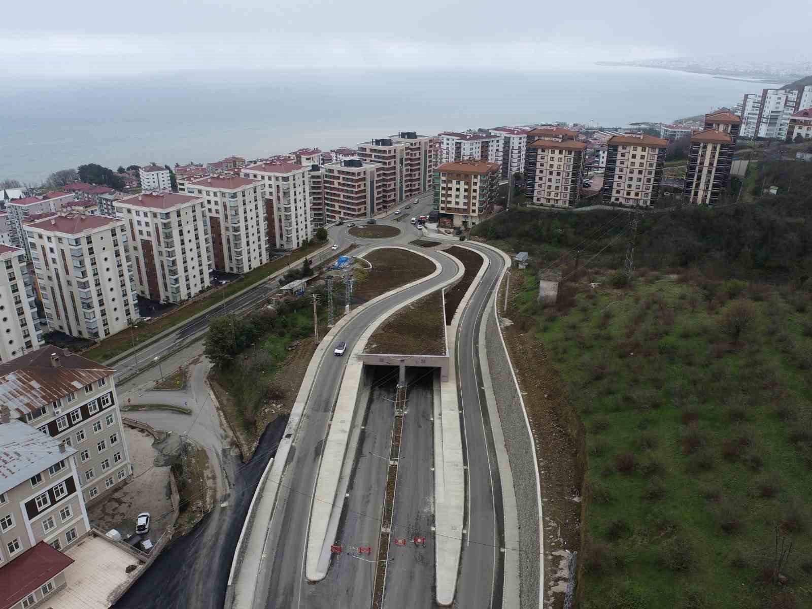 Pulathane Bulvarı’nda yol yapım çalışmaları sürüyor
