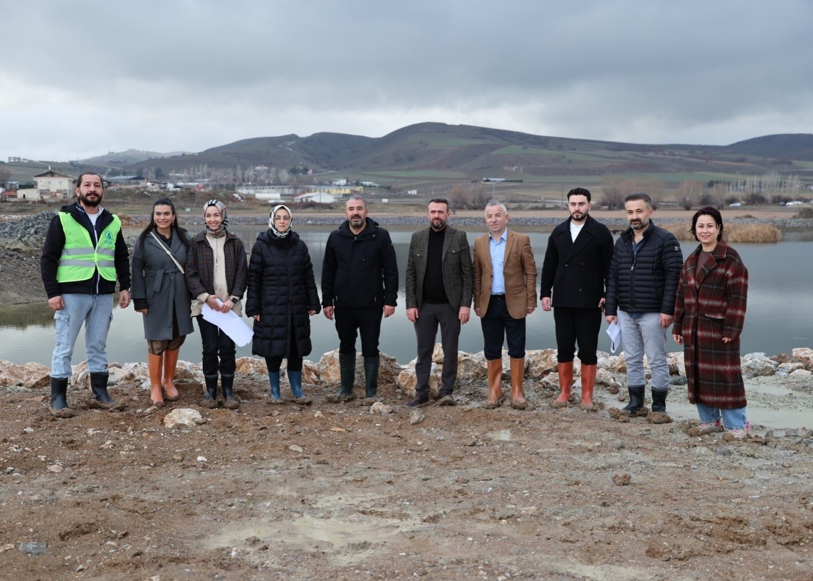 Pursaklar Belediyesi Gümüşoluk Göleti’nin çalışmalarına devam ediyor
