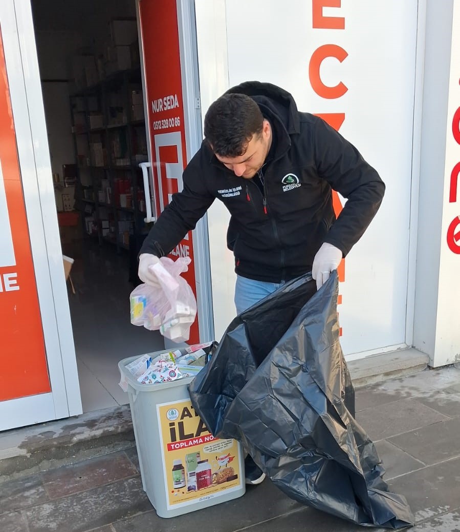 Pursaklar çöpe değil geleceğe sahip çıkıyor
