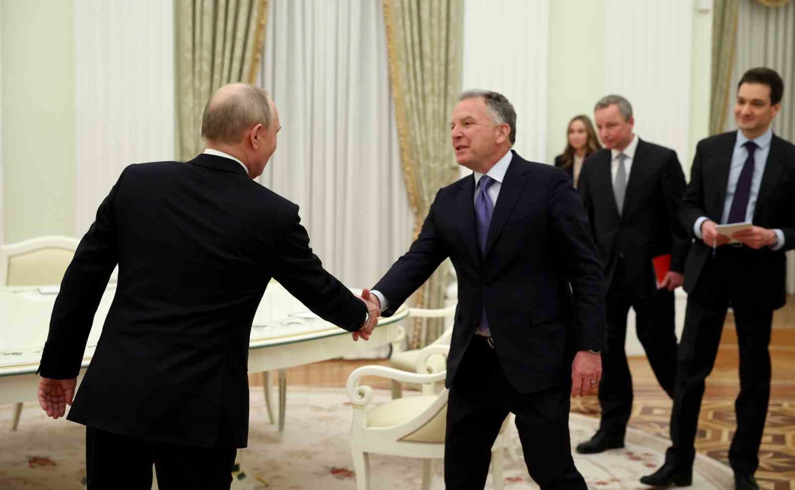 Putin, Moskova’da Trump’ın Özel Temsilcisi Witkoff ve beraberindeki heyet ile bir araya geldi
