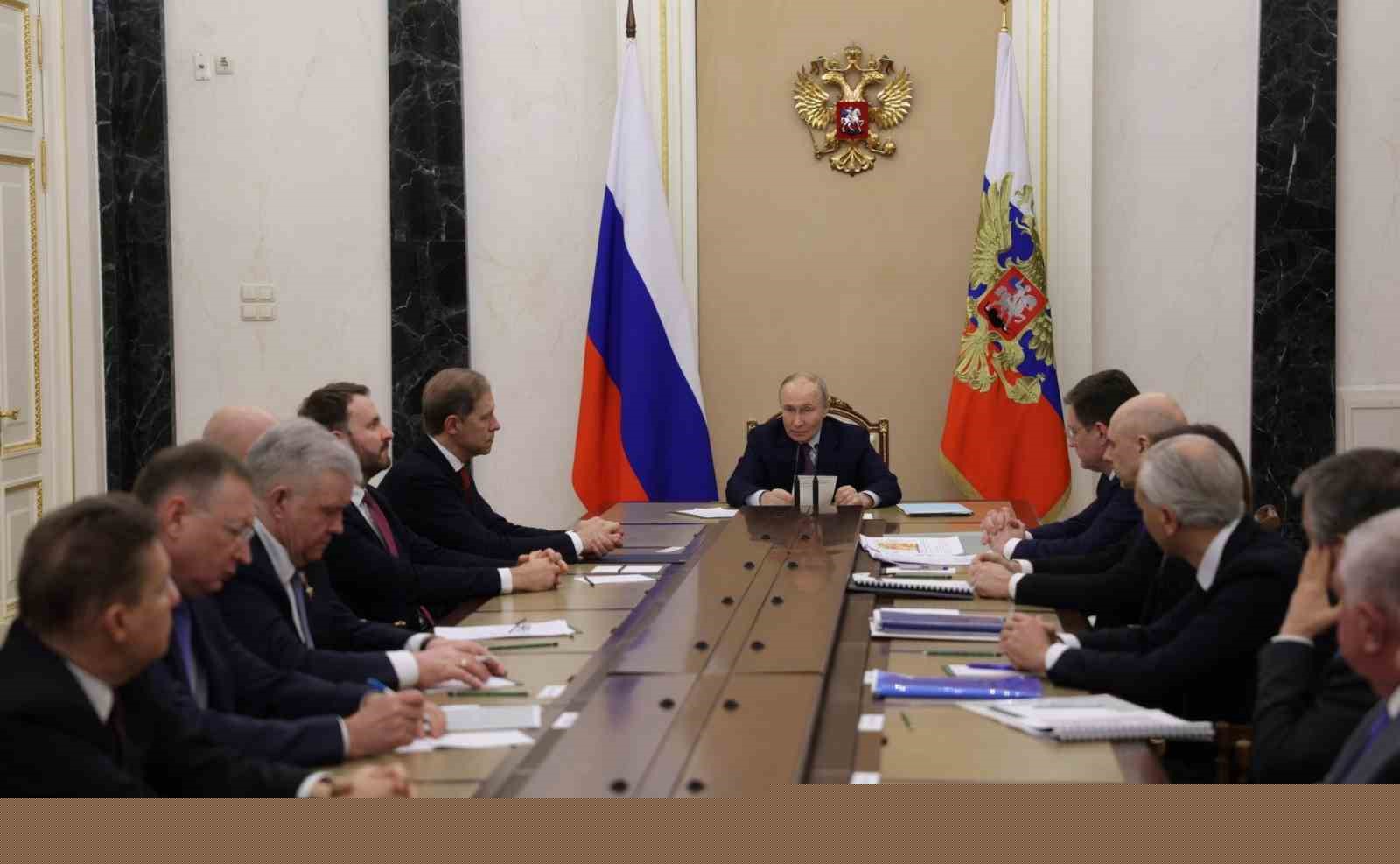 Putin: "Rusya, petrol ve doğal gaz tedariki konusunda Avrupalılarla çalışmaya hazır"
