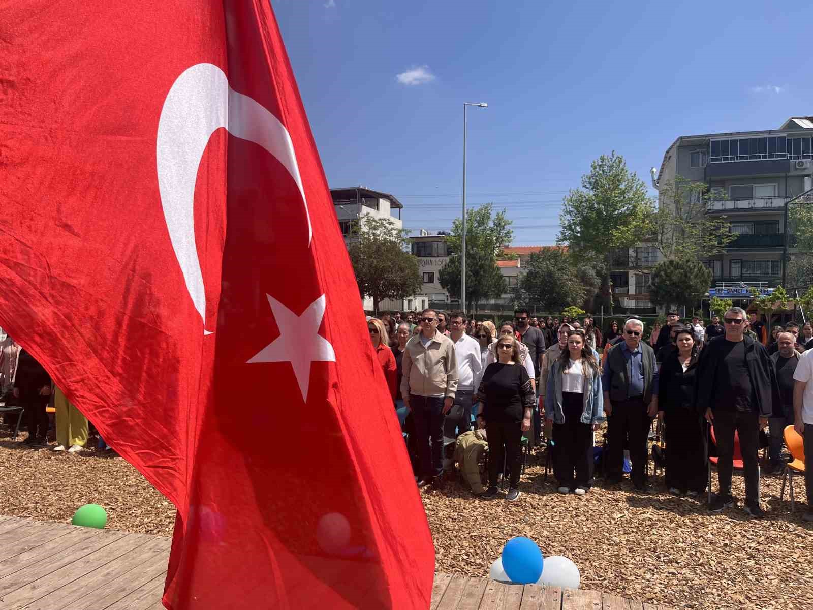 Radikal Okulları öğrencilerinden 23 Nisan’a özel görsel şölen
