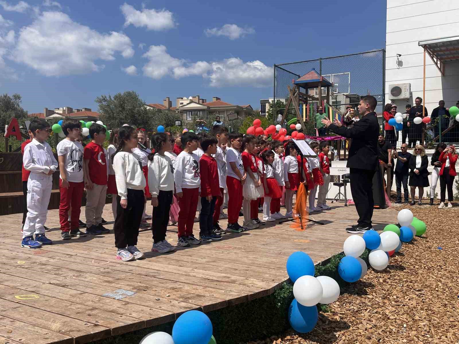 Radikal Okulları öğrencilerinden 23 Nisan’a özel görsel şölen
