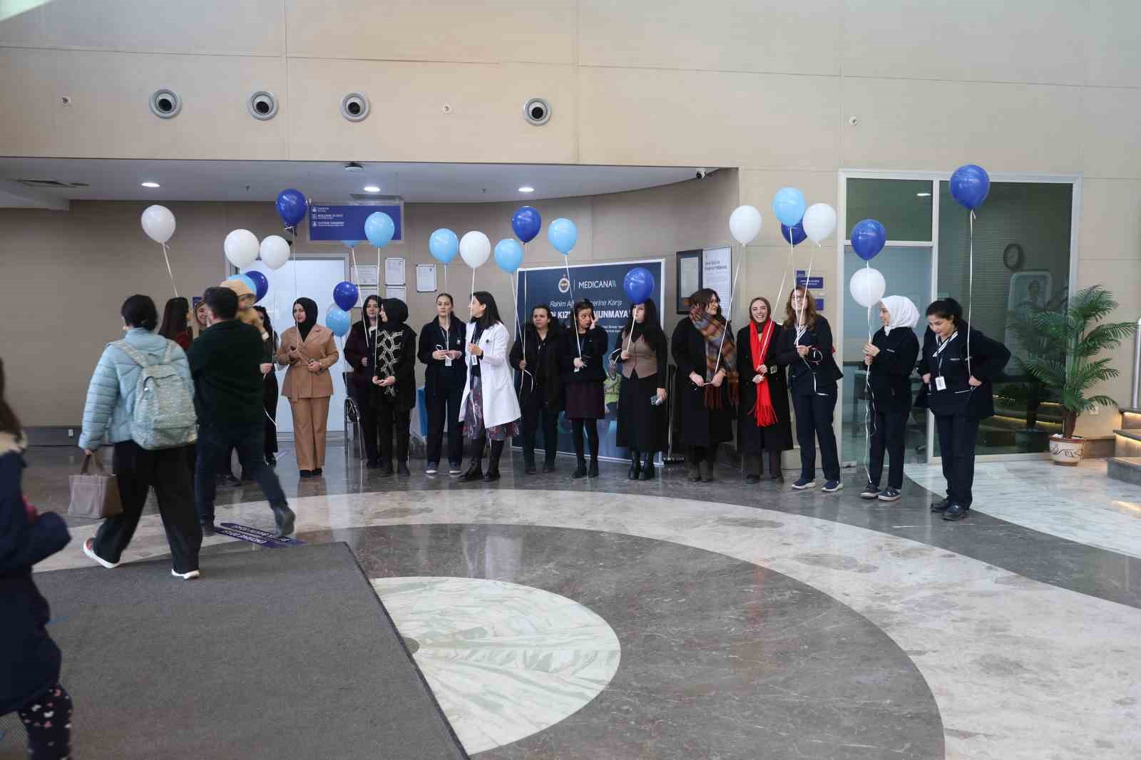 Rahim ağzı kanseri farkındalık ayında uzmanlardan kansere karşı uyarı
