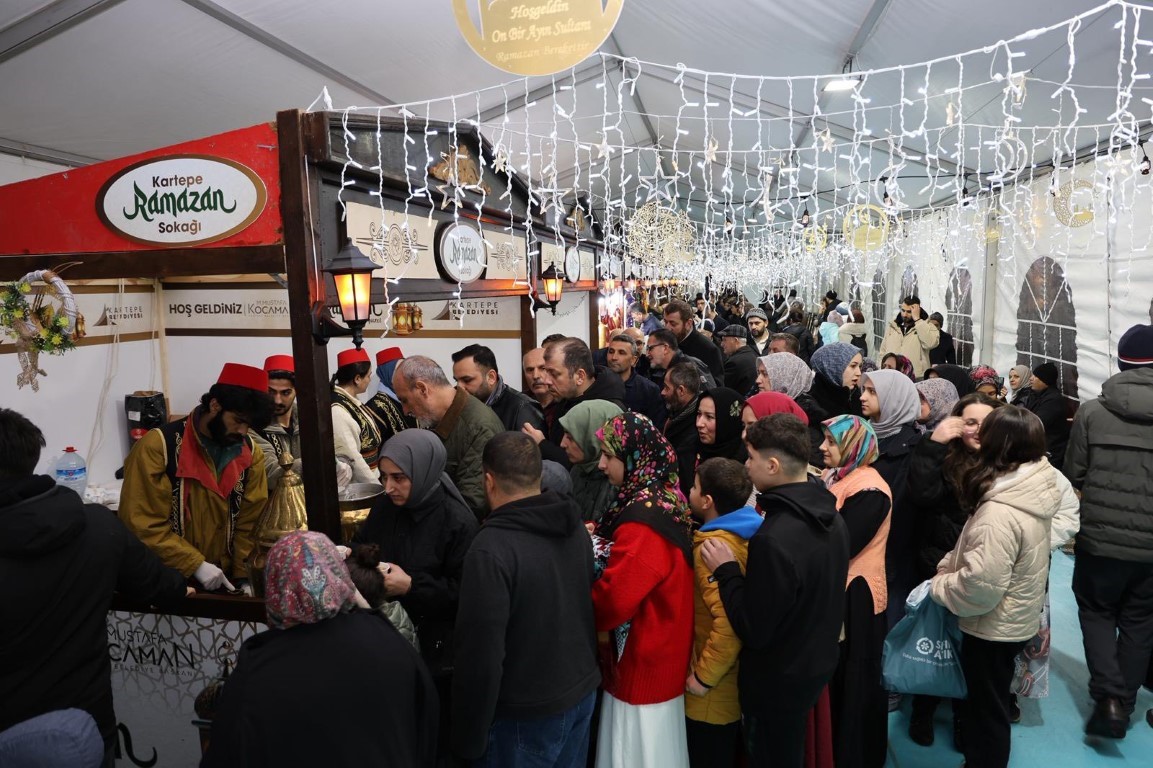 Ramazan akşamları otağ çadırında yaşanıyor
Ramazan akşamları otağ çadırında yaşanıyor