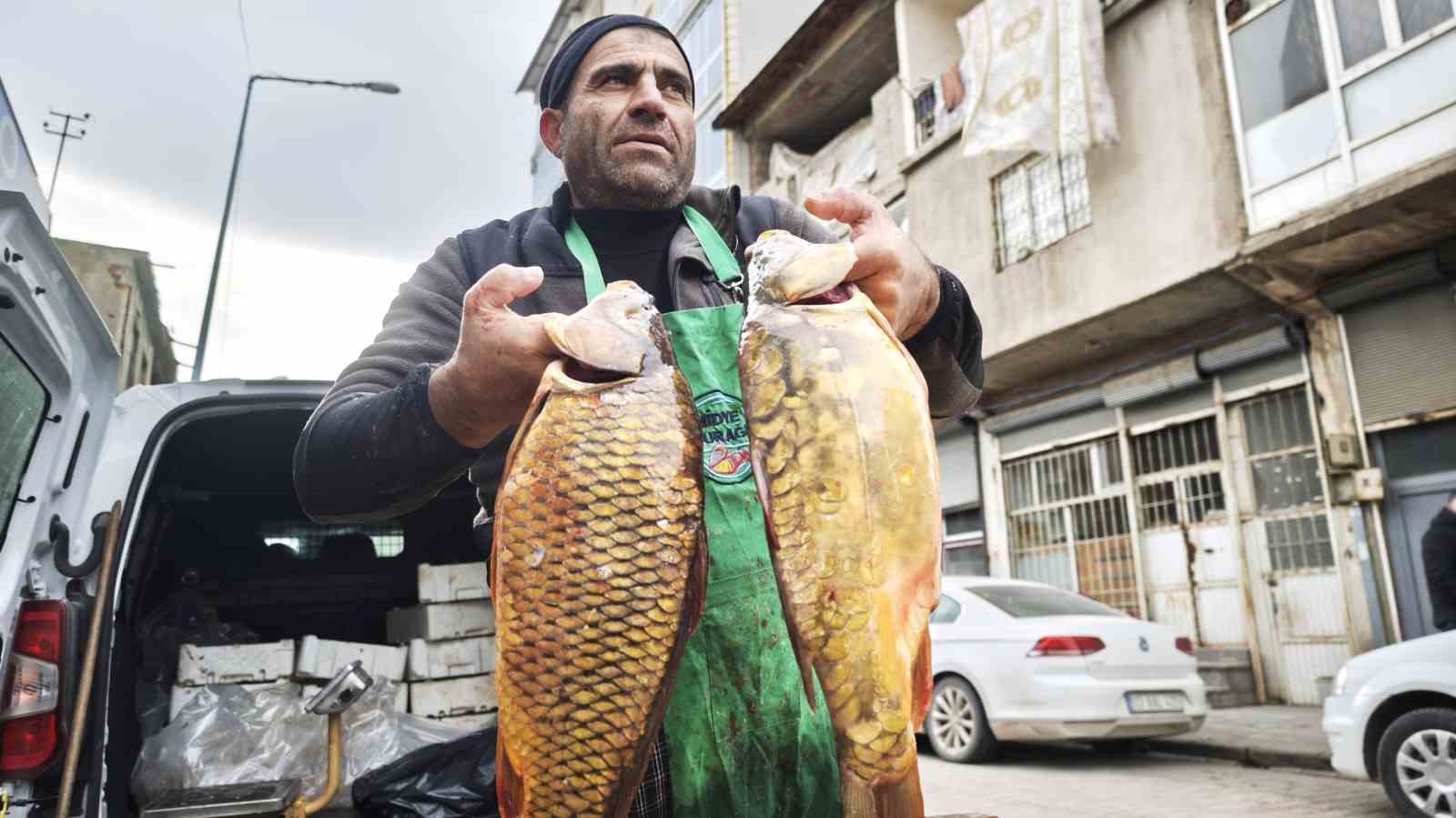 Ramazan ayında sazan balığına ilgi
