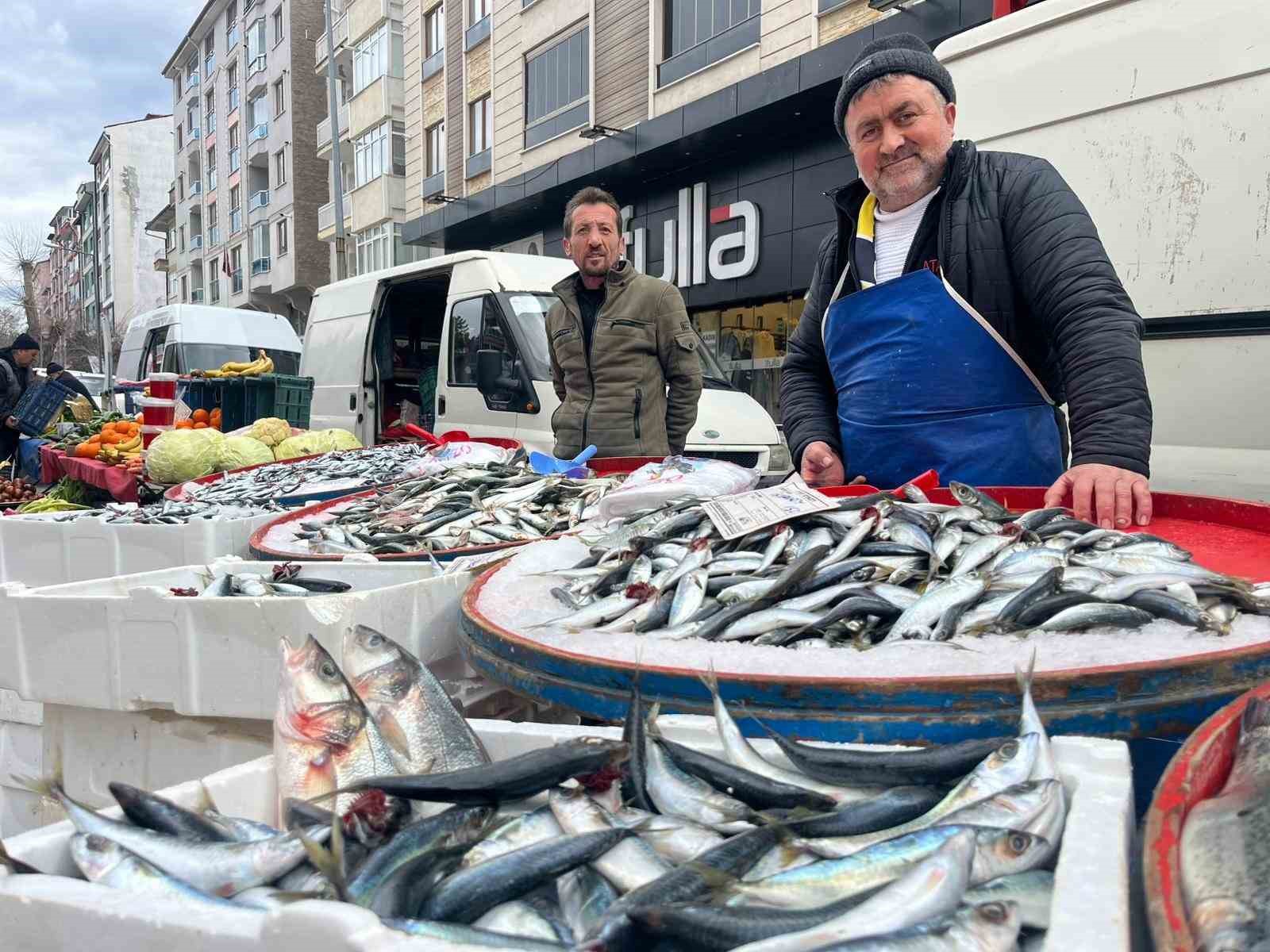 Ramazan ayının başlamasıyla balık satışları arttı
