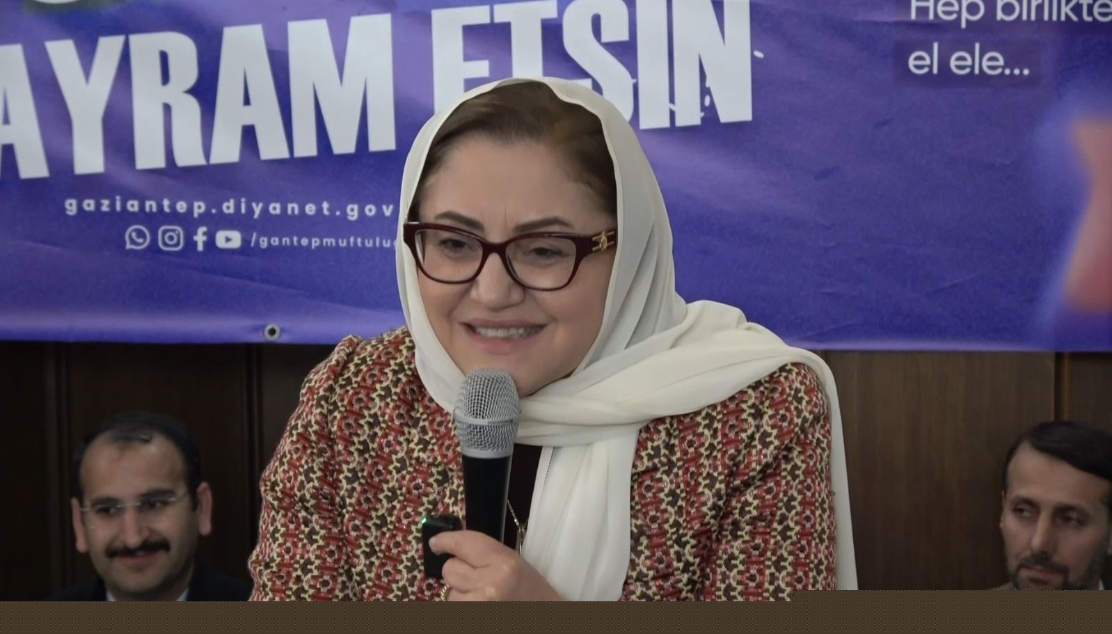 Ramazan Bayramı öncesi yetim çocukların yüzleri güldürüldü
