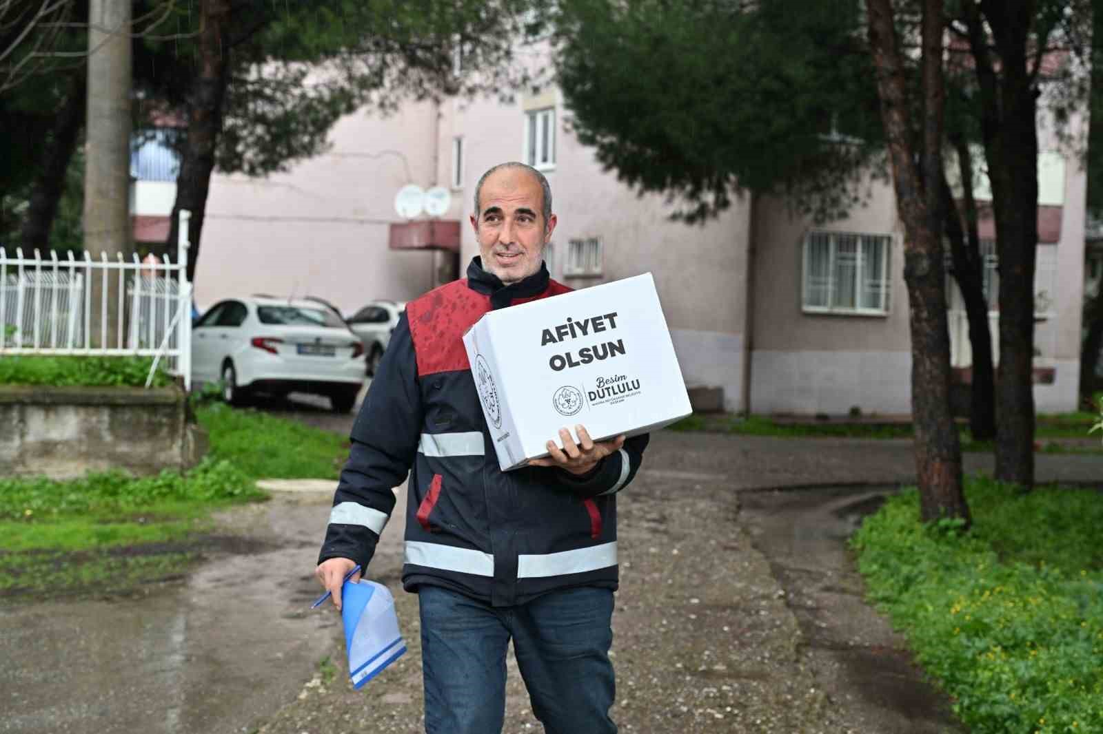 Ramazan öncesi 22 bin sofraya büyükşehirden destek
