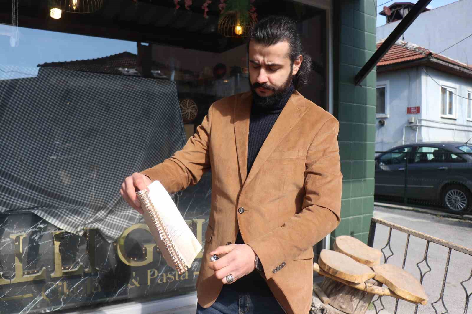 Ramazan öncesinde mahallenin bakkal borcunu kapattı
