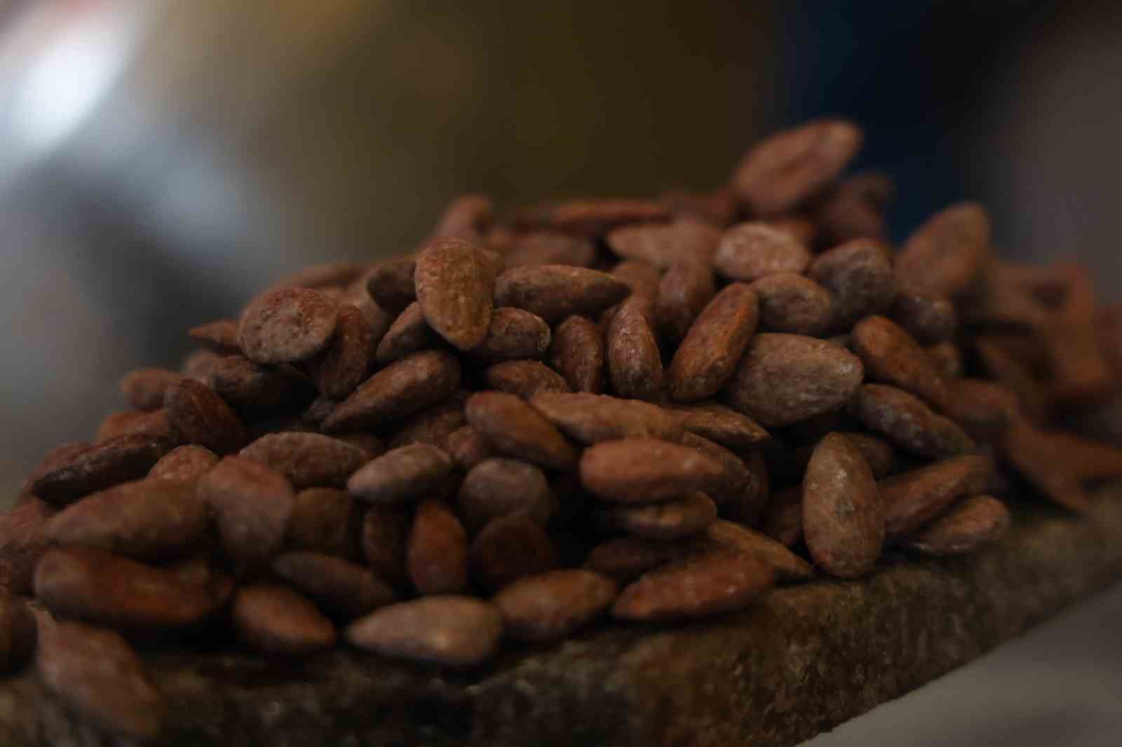 Ramazan soflarının vazgeçilmezi ’Badem Şekerine’ yoğun talep
