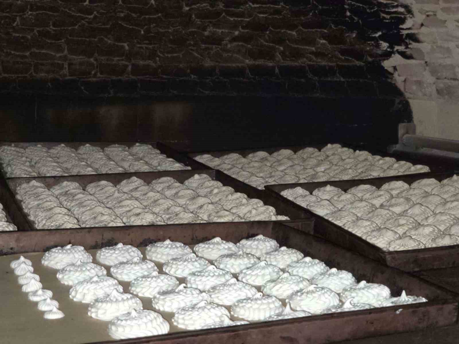 Ramazan sofralarının yıldızı: Atom tatlısı
Ramazan sofralarının yıldızı: Atom tatlısı