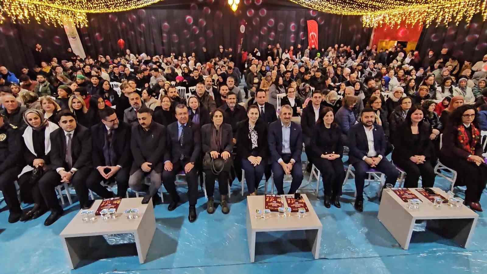 Ramazan Sokağı, Selimiye’nin gölgesinde kapılarını açtı
Ramazan Sokağı, Selimiye’nin gölgesinde kapılarını açtı