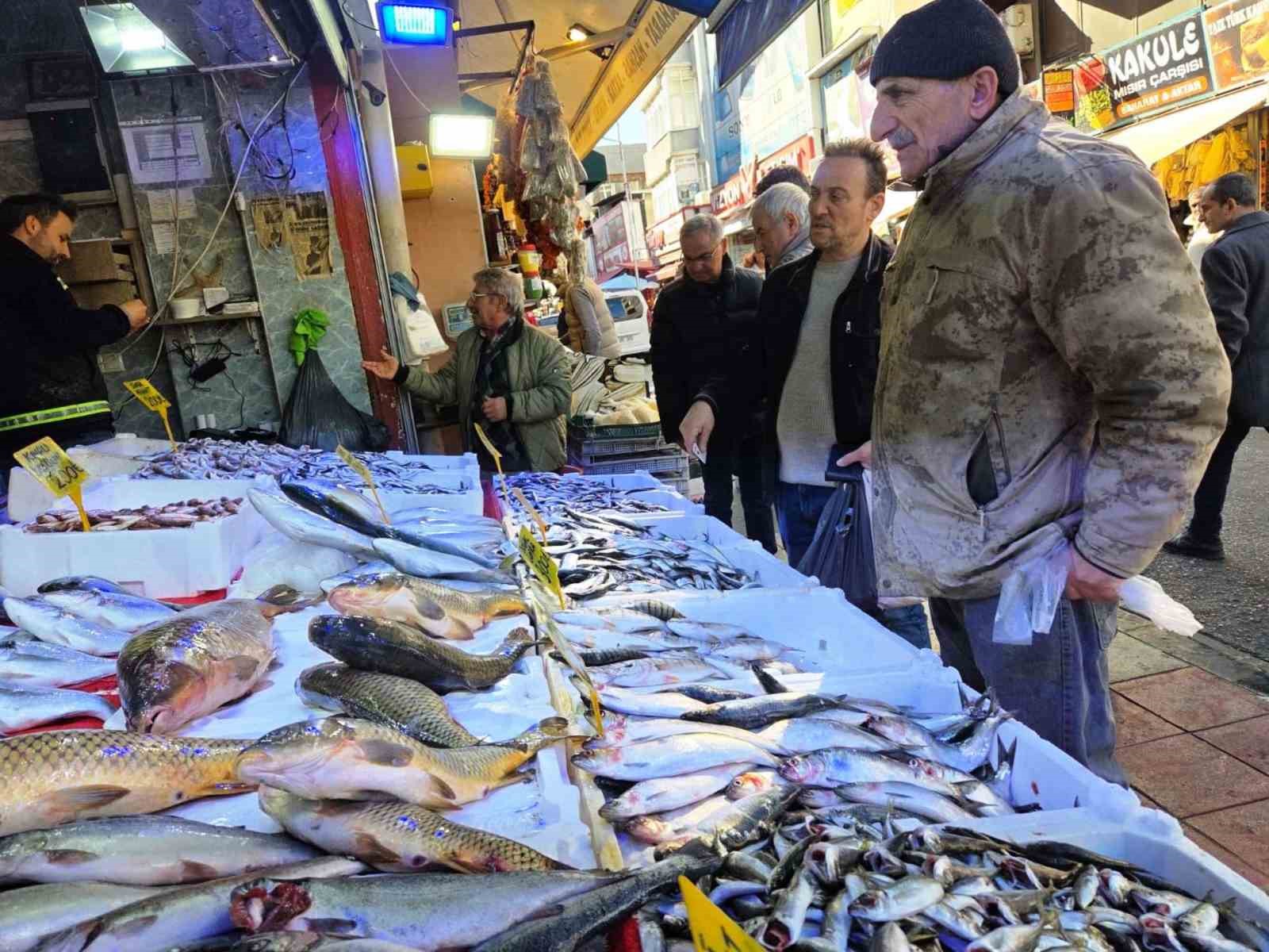 Ramazan’da balığa ilgi gün geçtikçe artıyor
