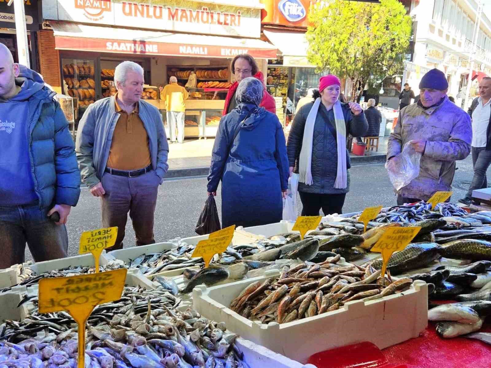 Ramazan’da balığa ilgi gün geçtikçe artıyor
