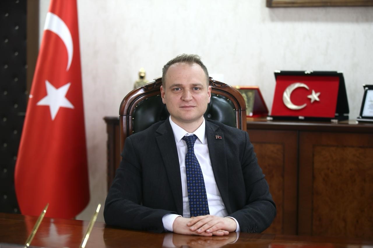 Ramazan’da devletin şefkat eli: Bulanık’ta 27 bin kişiye sıcak yemek ulaştırıldı
