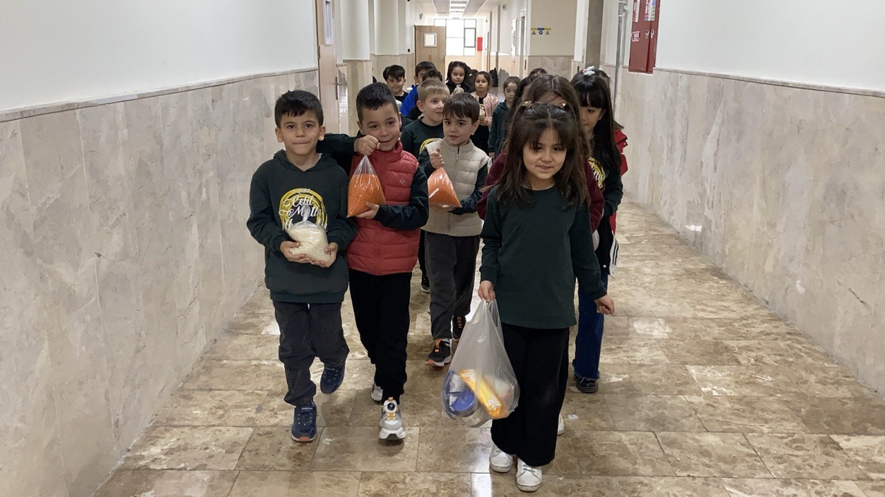 Ramazan’da minik öğrencilerden anlamlı destek
