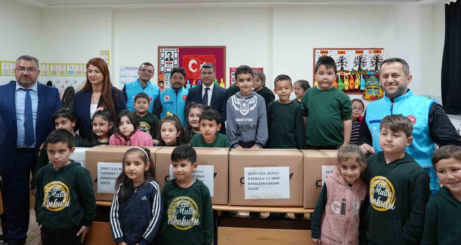 Ramazan’da minik öğrencilerden anlamlı destek
