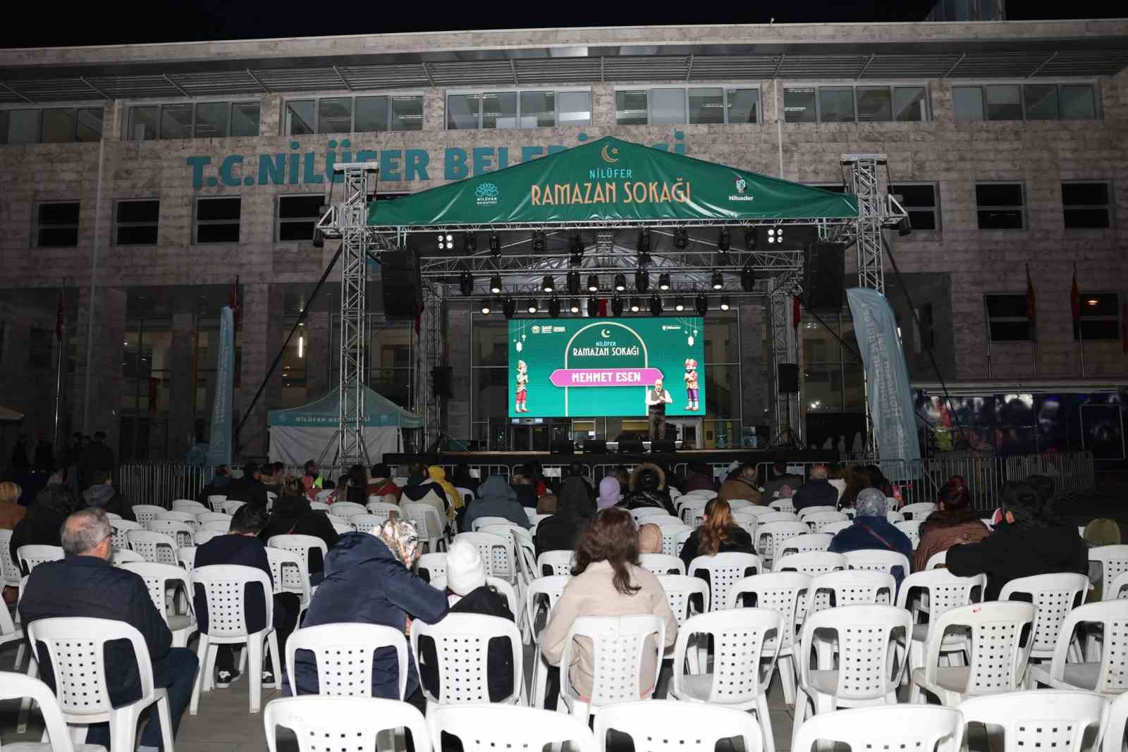 Ramazan’ın ruhu Nilüfer Ramazan Sokağı’nda yaşanıyor
Ramazan’ın ruhu Nilüfer Ramazan Sokağı’nda yaşanıyor