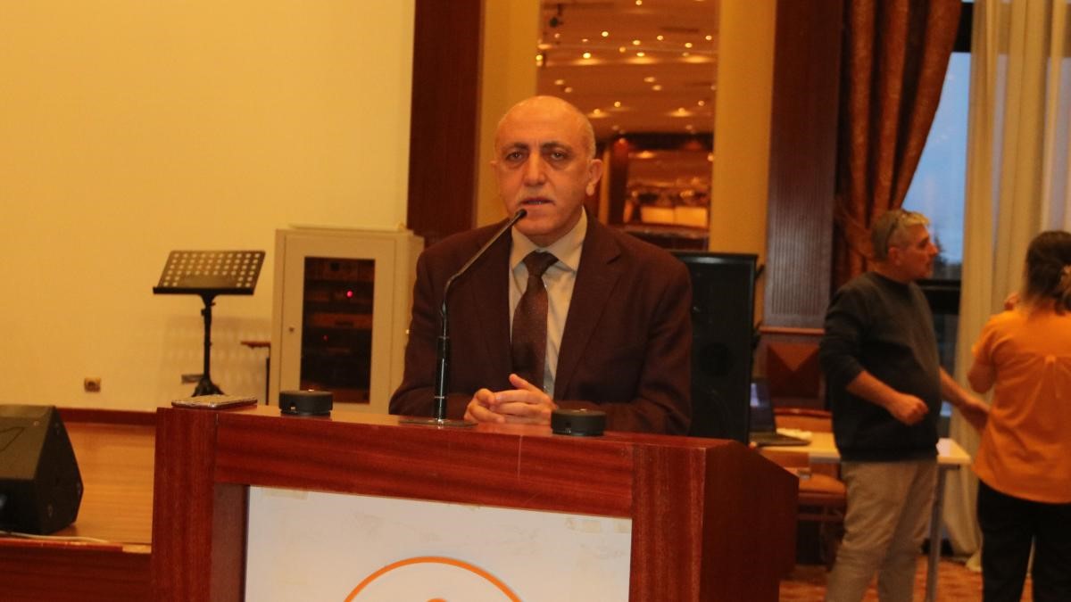 Rektör Akpolat, TÖTM personeliyle iftar yemeğinde bir araya geldi
Rektör Akpolat, TÖTM personeliyle iftar yemeğinde bir araya geldi