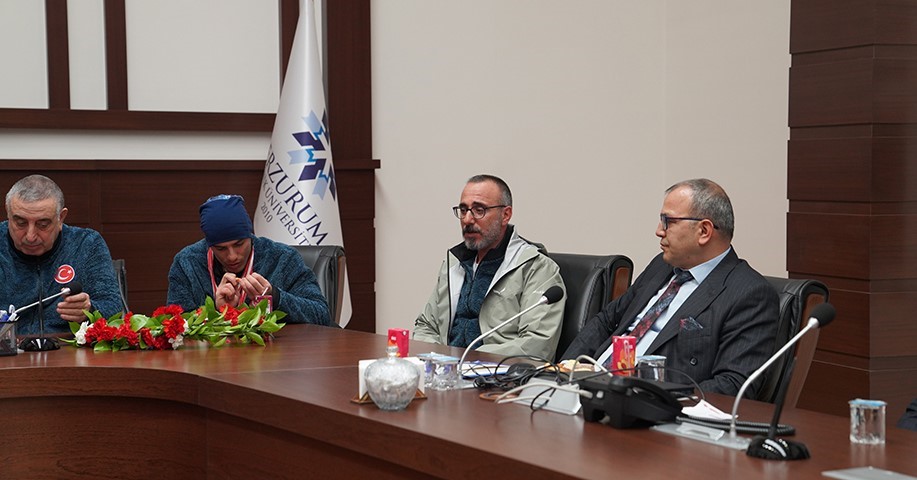 Rektör Çakmak: "Onlarla gurur duyuyoruz"
