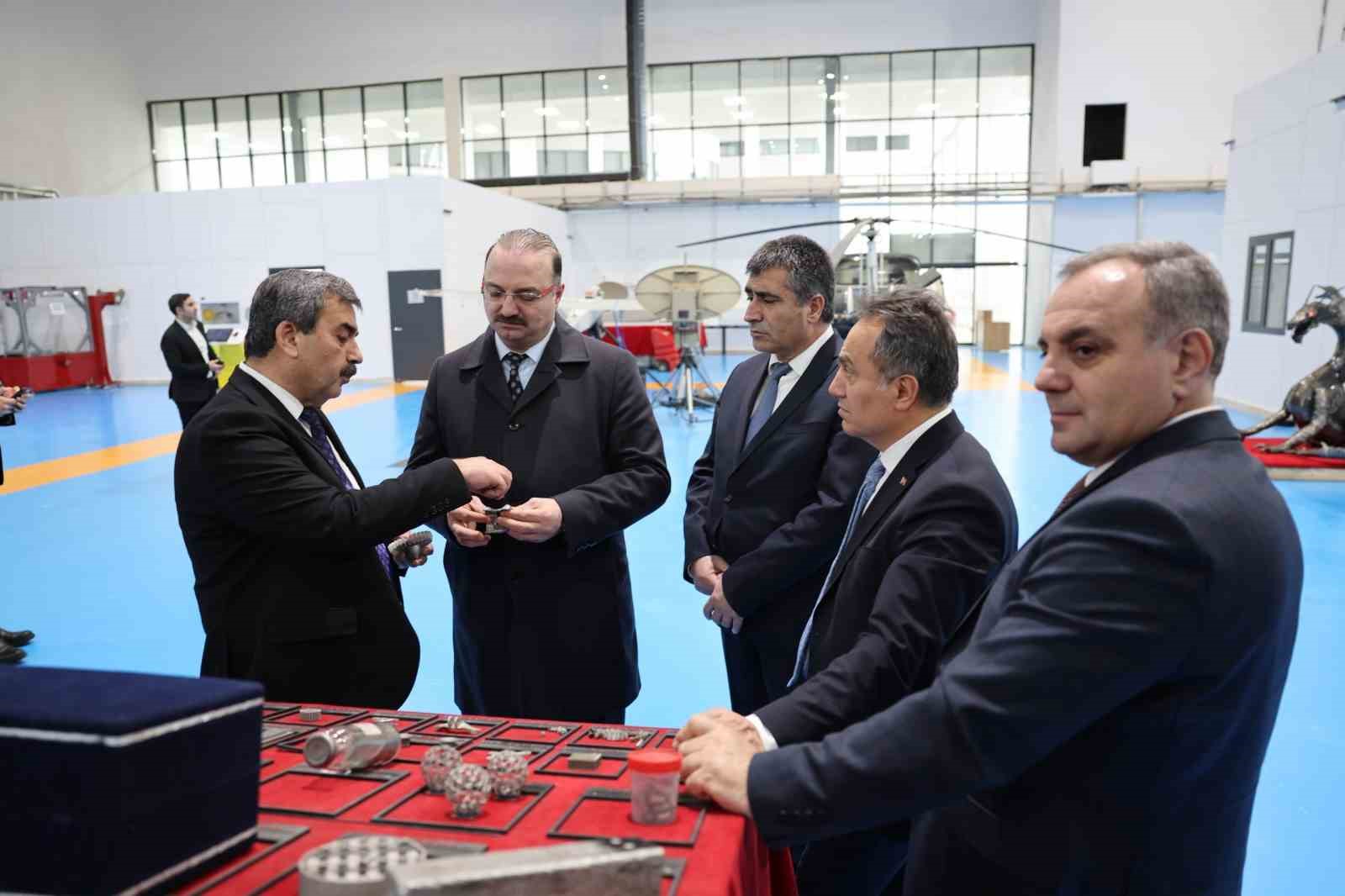 Rektör Hacımüftüoğlu, istişare toplantısına katıldı
