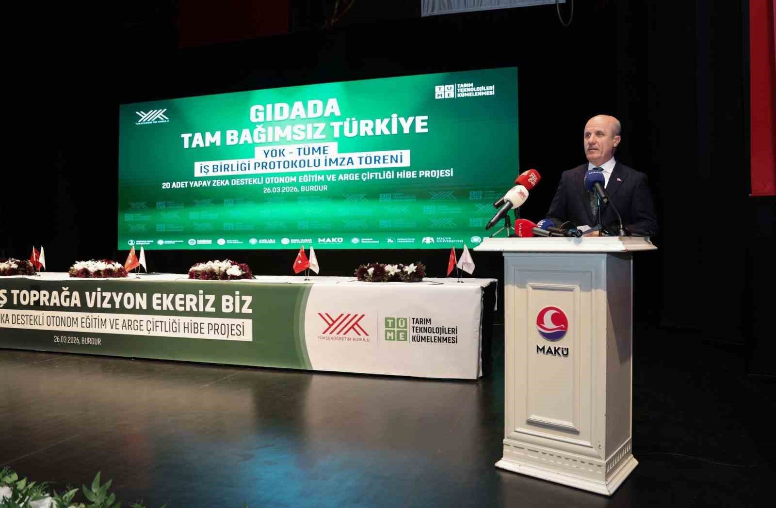 Rektör Hacımüftüoğlu, YÖK Başkanı Özvar ile tarımda dijital dönüşüm protokolünde buluştu
Rektör Hacımüftüoğlu, YÖK Başkanı Özvar ile tarımda dijital dönüşüm protokolünde buluştu