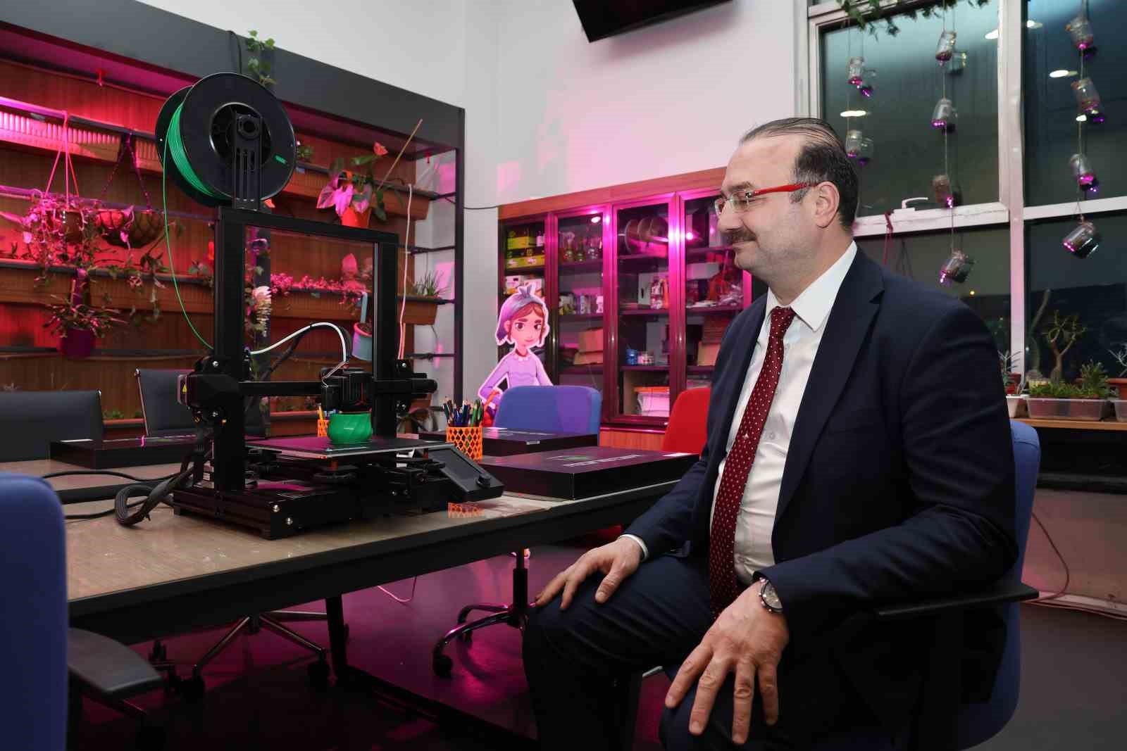 Rektör Hacımüftüoğlu’ndan Bilim Erzurum’a ziyaret: "Gelecek vizyonumuz gençlerimizin hayalleriyle güçleniyor"
