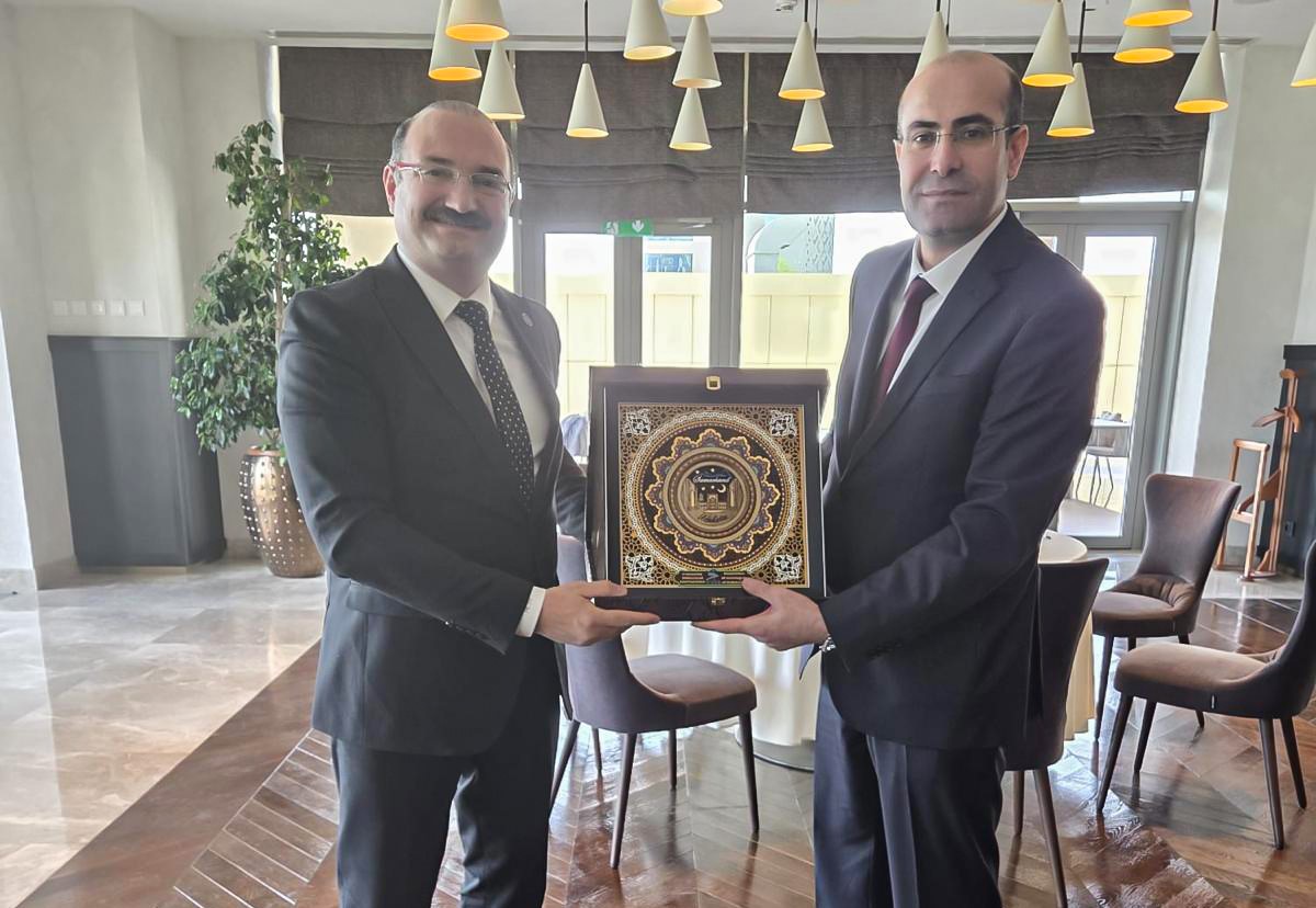 Rektör Hacımüftüoğlu’ndan Özbekistan’da kritik ilaç zirvesi
Rektör Hacımüftüoğlu’ndan Özbekistan’da kritik ilaç zirvesi