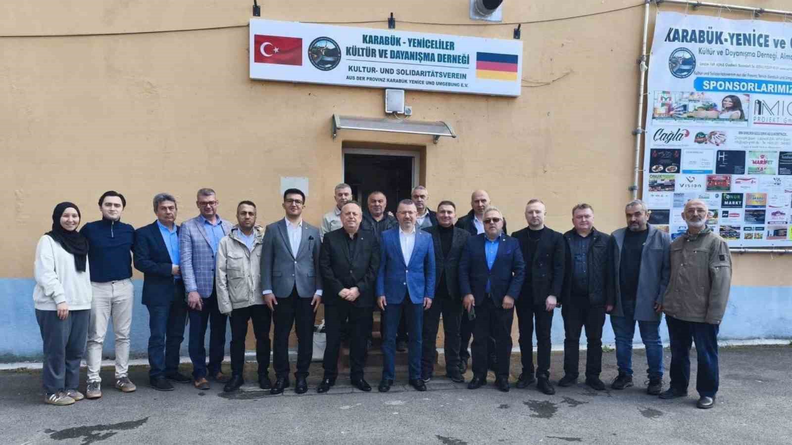 Rektör Kırışık Almanya’da Karabüklülerle bir araya geldi
