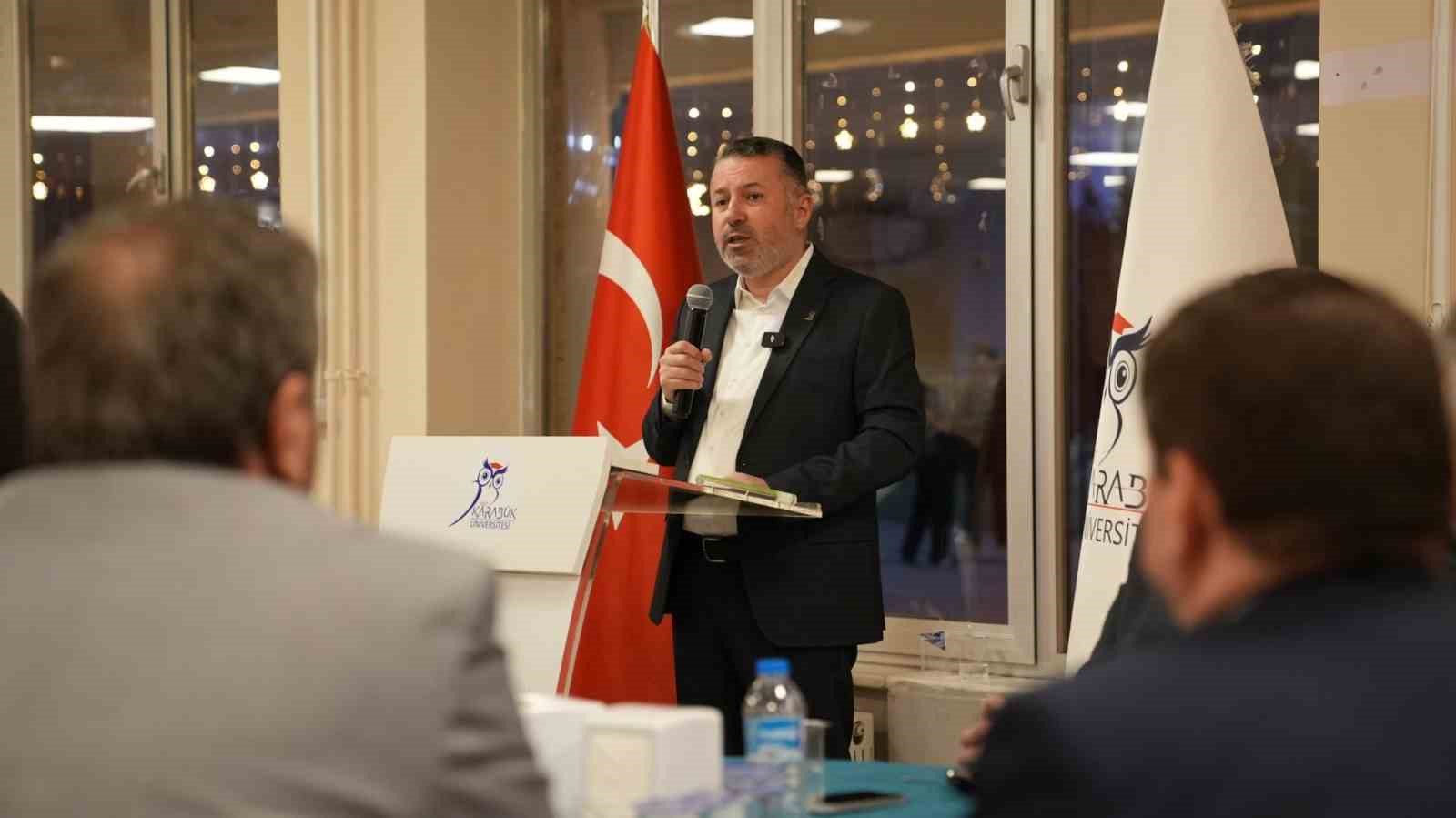 Rektör Kırışık: "Sosyalfest de Teknofest Gibi Türkiye Yüzyılı’nın hareketidir"
Rektör Kırışık: "Sosyalfest de Teknofest Gibi Türkiye Yüzyılı’nın hareketidir"