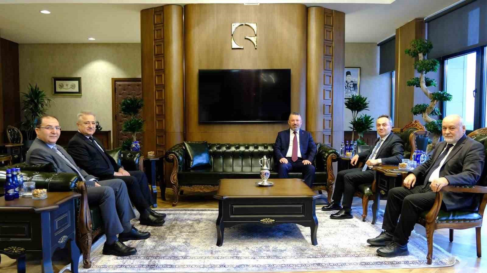 Rektör Kırışık’tan TOGÜ Rektörü Yılmaz’a ziyaret
