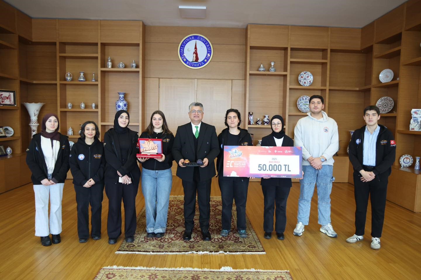 Rektör Kızıltoprak, DUSCART Öğrenci Takımını ağırladı
