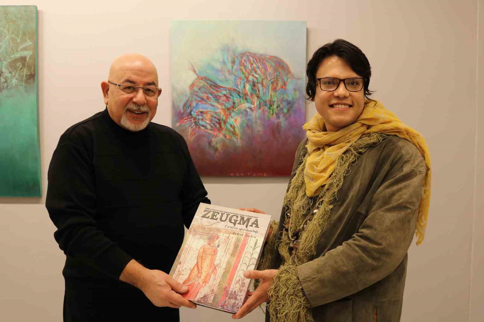 Ressam Cenk Mısırlıoğlu, SANKO Sanat Galerisi’nde sergi açtı
Ressam Cenk Mısırlıoğlu, SANKO Sanat Galerisi’nde sergi açtı