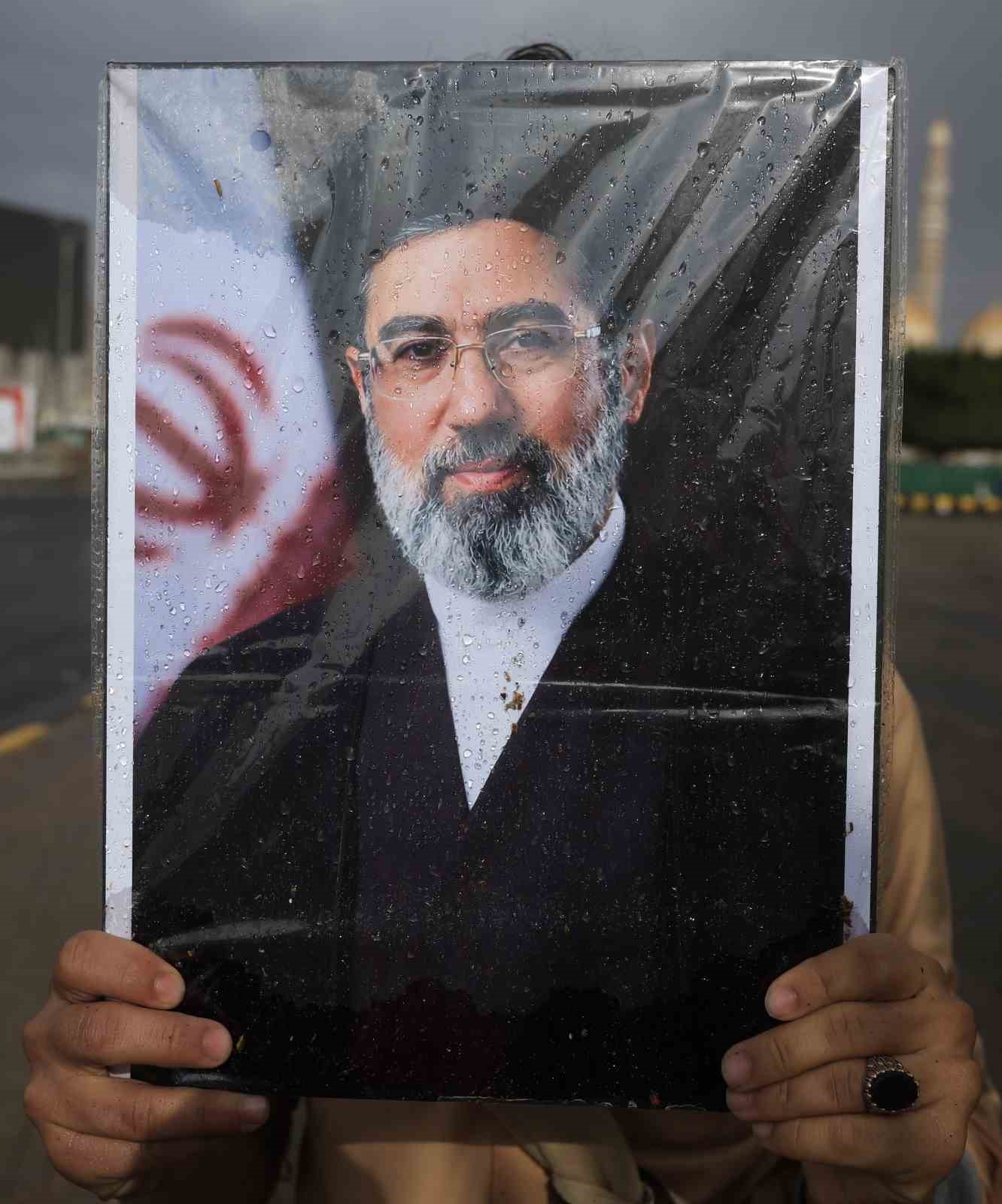 Reuters: "Mücteba Hamaney, iki arabulucu ülkenin ABD ile gerilimi azaltma önerilerini reddetti"
