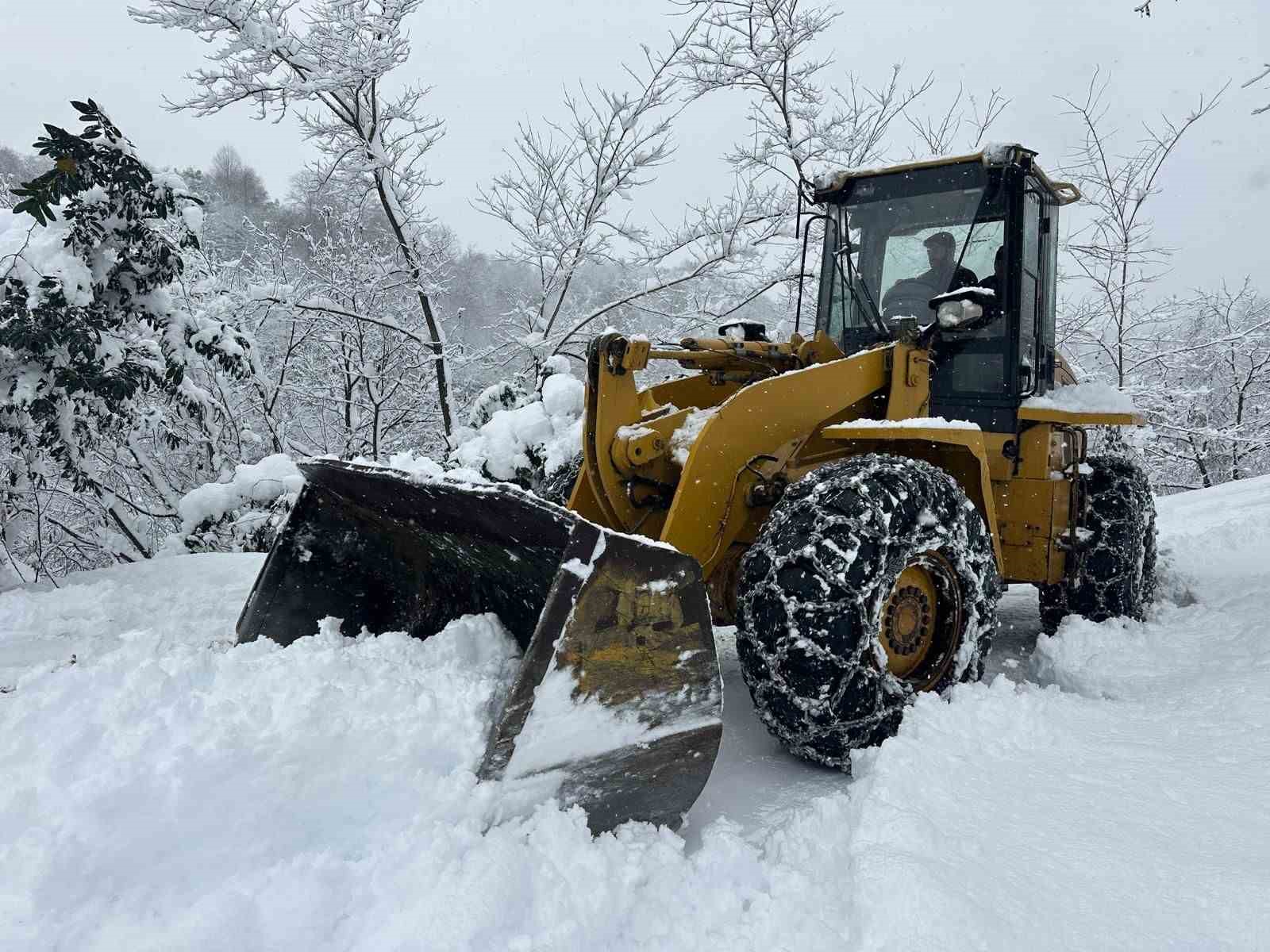 Rize’de 63 köye kar nedeniyle ulaşım sağlanamıyor
