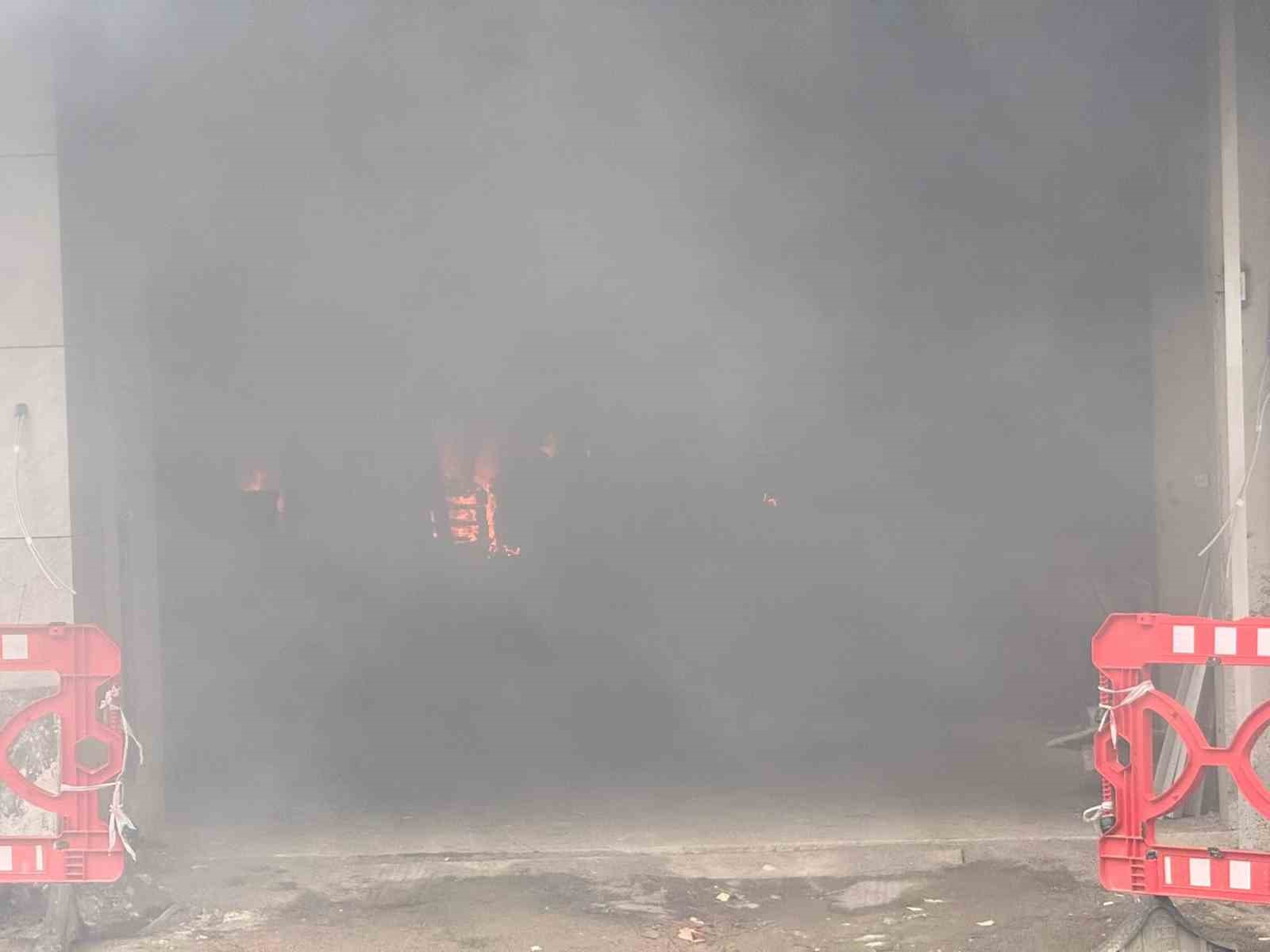 Rize’de inşaat alanında yangın
