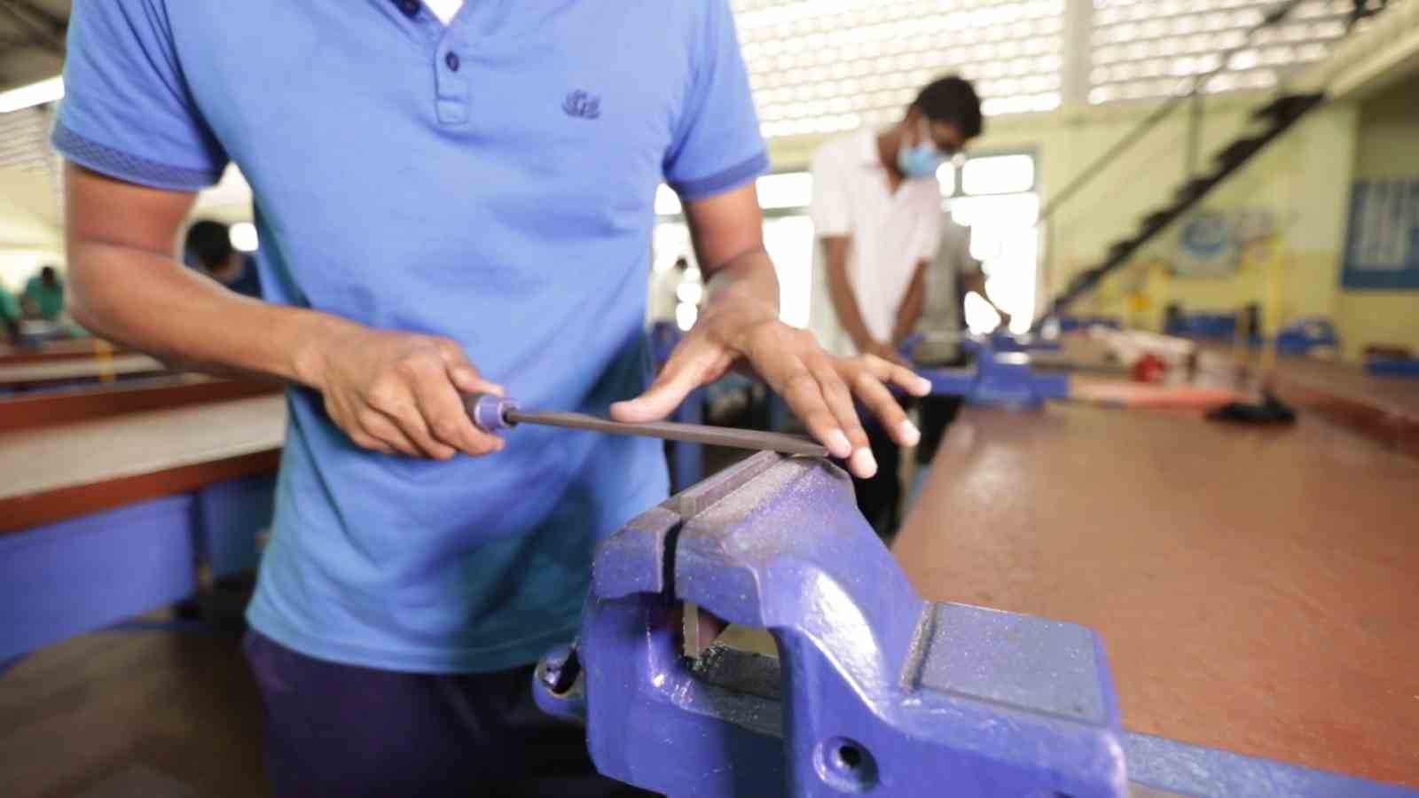 Rize’de meslek liseleri yeniden planlanıyor
