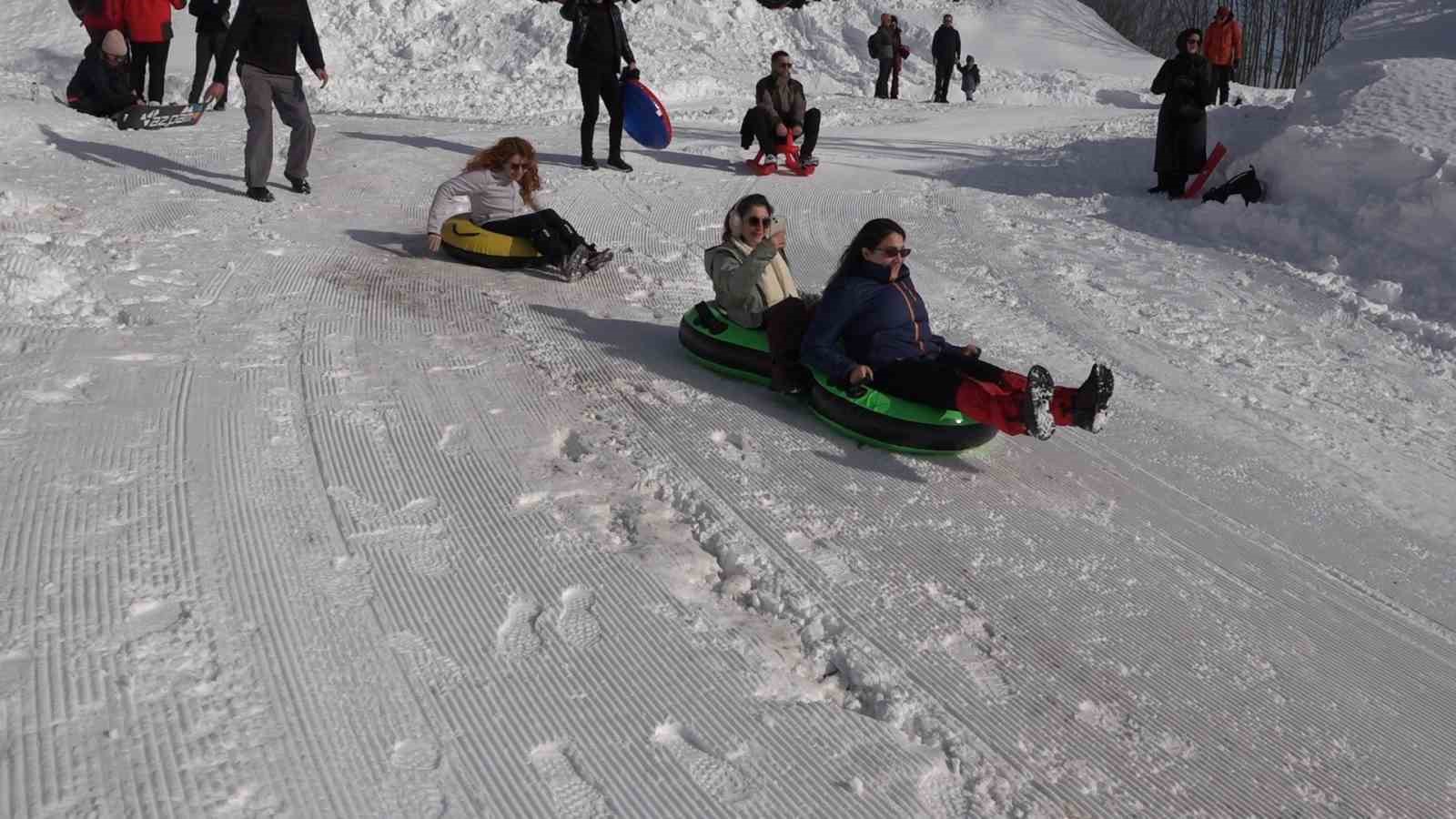Rize’ye kayak tesisi yapılması için taleplerini böyle duyurdular

