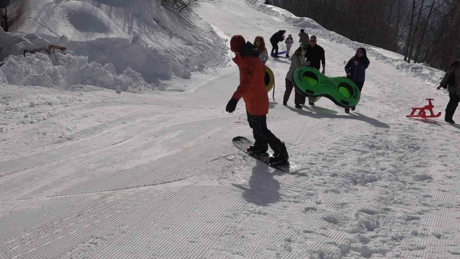 Rize’ye kayak tesisi yapılması için taleplerini böyle duyurdular

