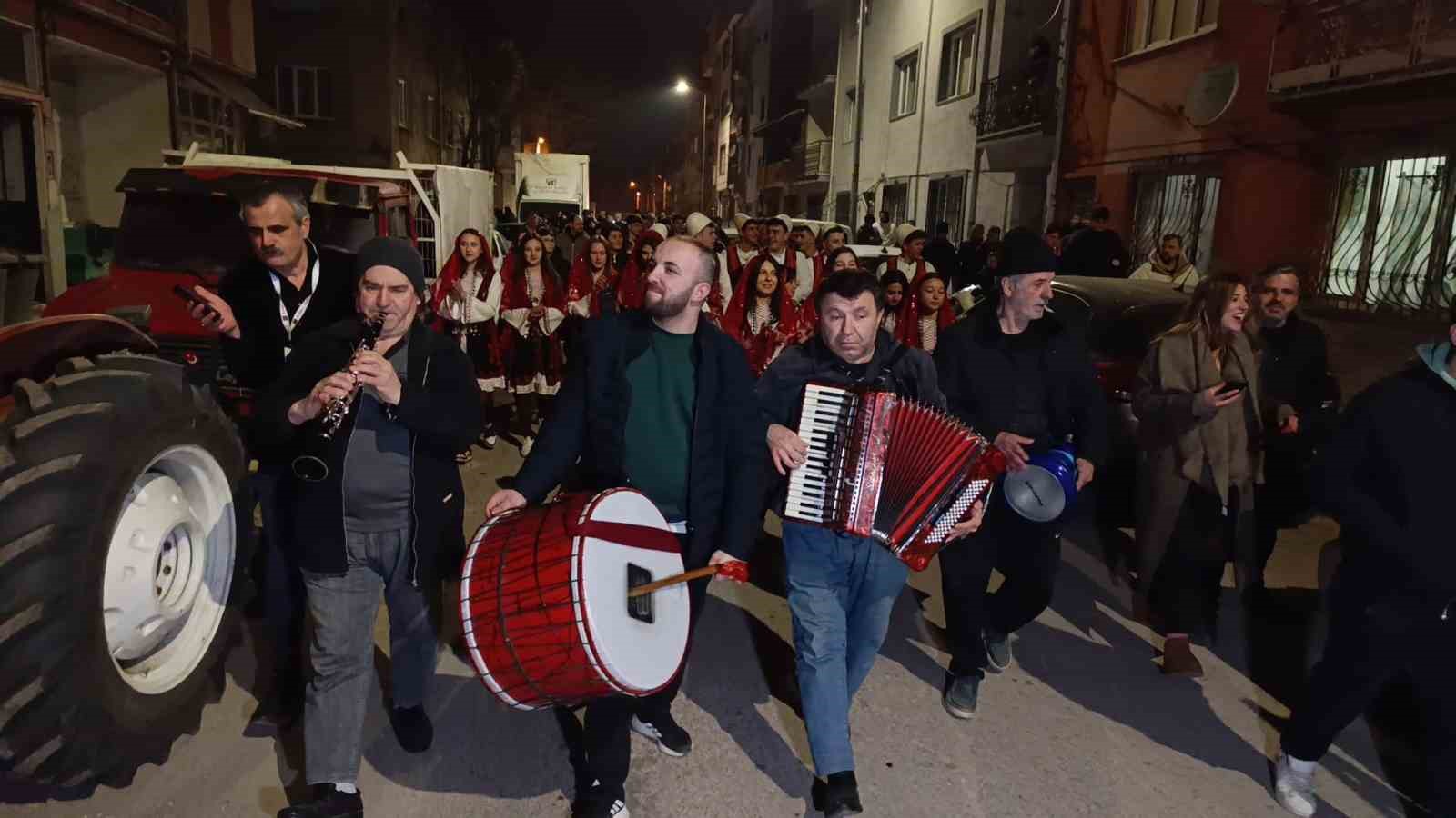 Rumeli geleneği Bursa’da sahura renk kattı
