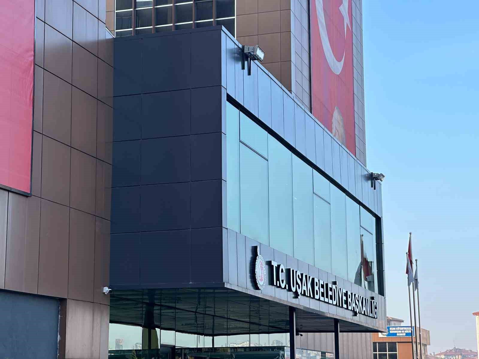 Rüşvet operasyonunda ekiplerin çalışmaları sürüyor
